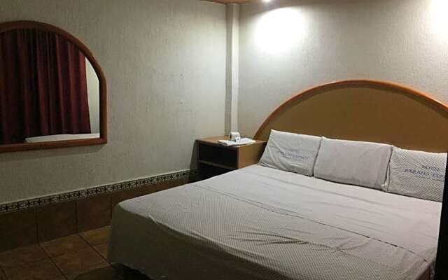 Hotel Paraiso Express