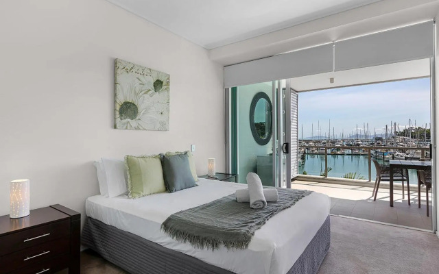 Peninsula Airlie Beach