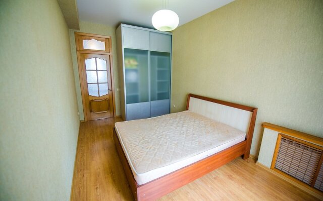 Апартаменты на Партизанском пр-те, 22-16