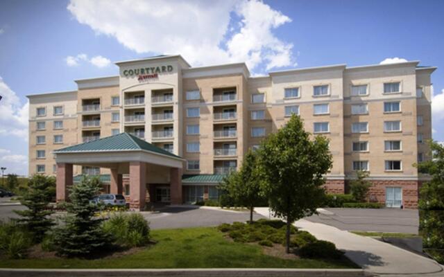 Courtyard by Marriott Toronto Vaughan