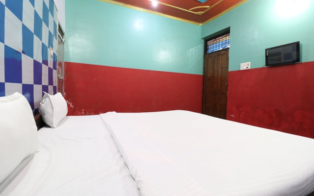 OYO 45940 Grand Imperial