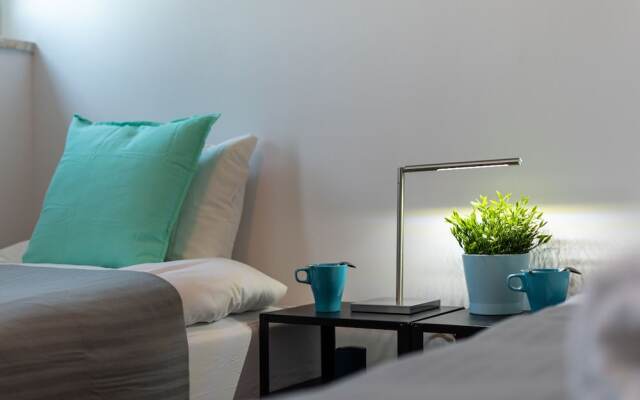 Little Home - Solec 79