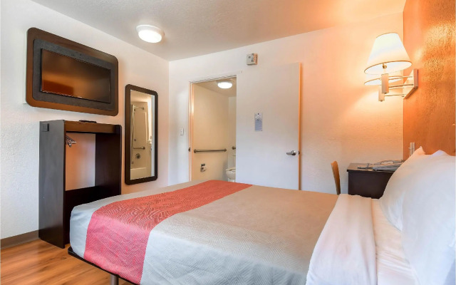 Motel 6 San Diego, CA - Hotel Circle - Mission Valley