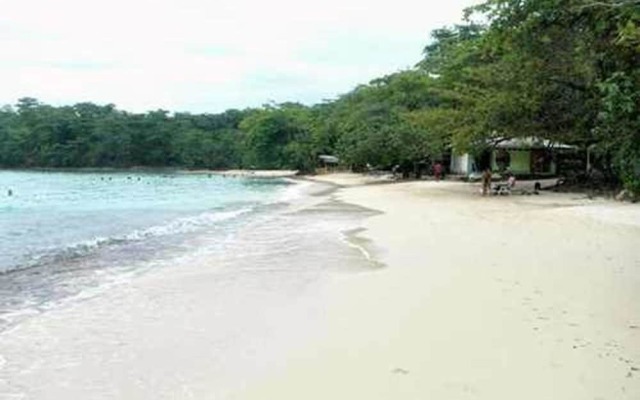 The blue Lagoon Hostel & Private Rooms