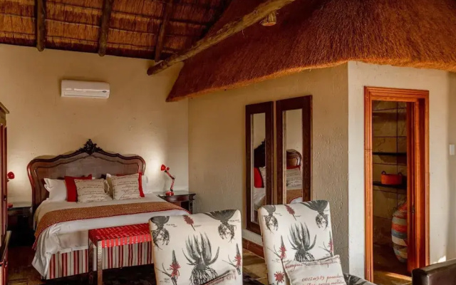 Mmakuba Private Game Lodge