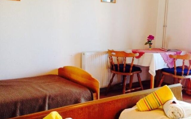 Pension Arno Lackner