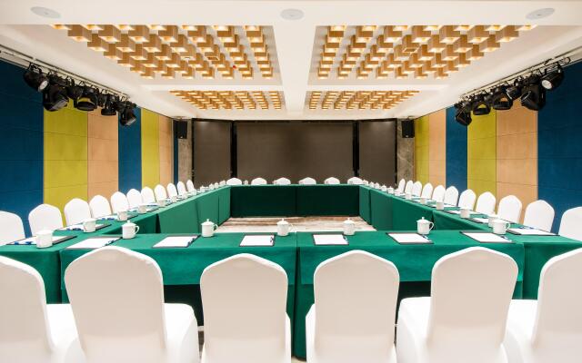 Holiday Inn Express Dujiangyan Ancient City by IHG