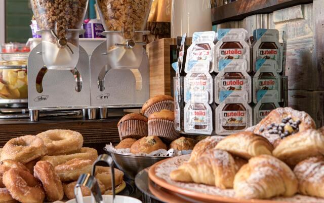 The RomeHello - Hostel