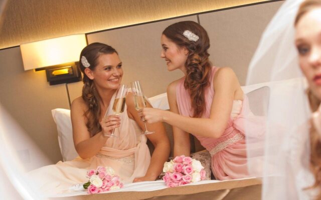 Crowne Plaza Aberdeen Airport by IHG