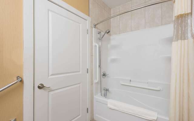 Super 8 by Wyndham Watrous