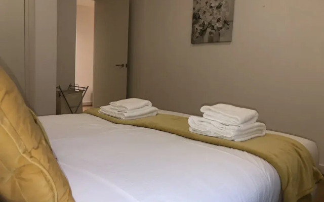 London River Side Hideaway Luxury Apartments