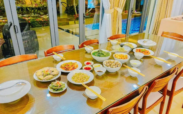 The Point Villas Resort by Danatrip