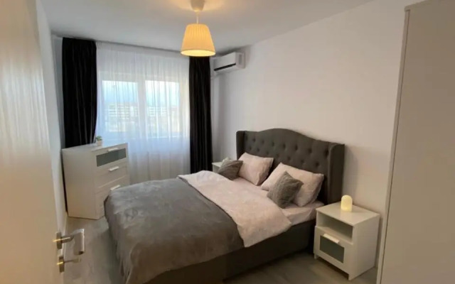 Zian Flat