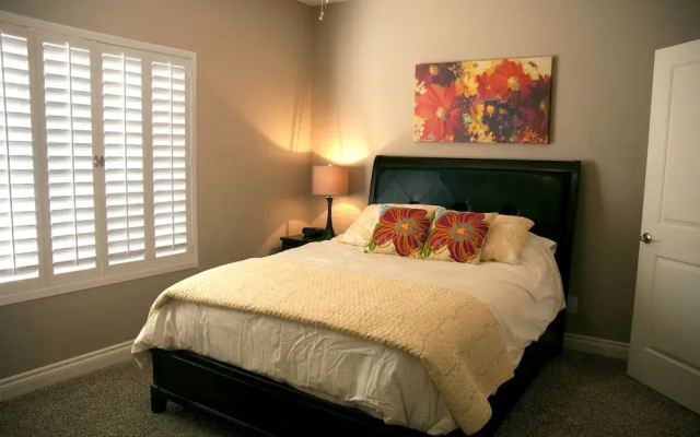 Casa Saguaro 4 Bedroom Home by RedAwning