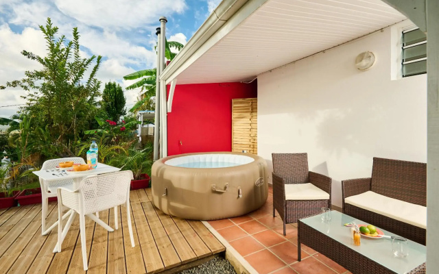 Suite cosy avec jacuzzi et jardin - BED AND COFFEE CITY