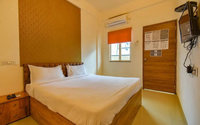 FabHotel Tiru Residency