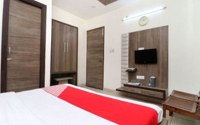 Hotel B.S Residency by OYO