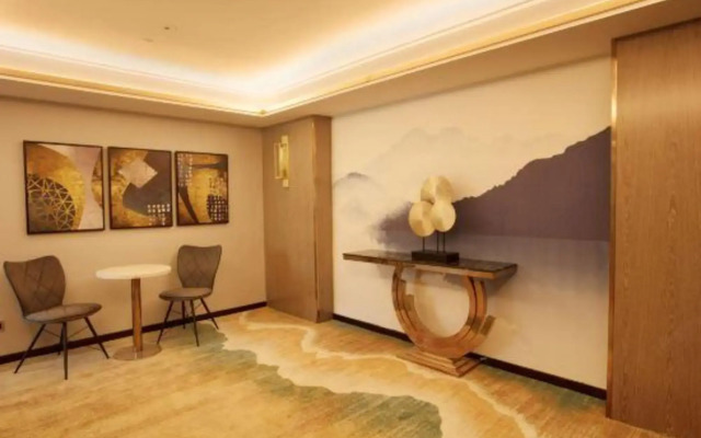 Xingkai Hotel
