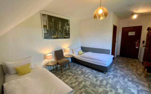 Hotel Attache Frankfurt Airport Raunheim