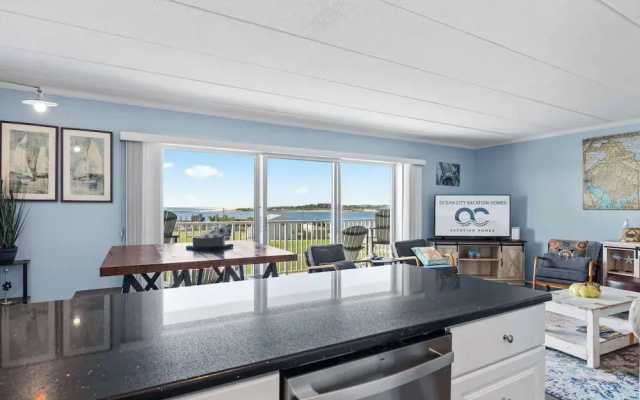 Assateague House 308 Downtown Bayfront Bliss