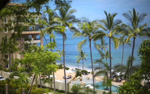 Garza Blanca Preserve Resort & Spa