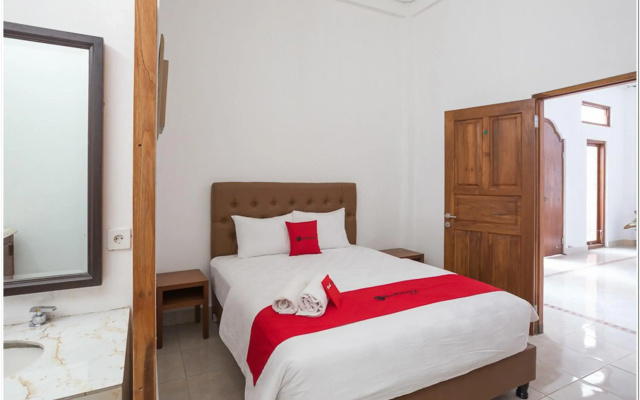 Koolkost near Padang Galak Beach - Minimum Stay 30 Nights