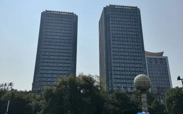 Yunyun Meisu（People's Square Store