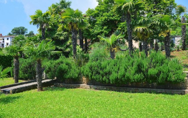 Charming Opatija Getaway w Panoramic Sea Views