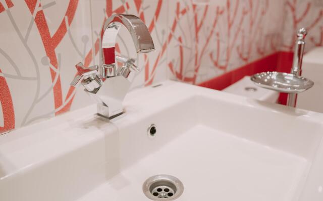 Золотой ключ на улице Алексеева 27