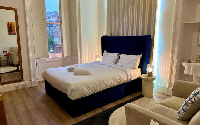 The Valentine Townhouse Hotel