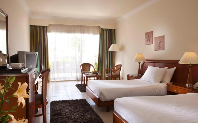 Xperience Kiroseiz Parkland Resort