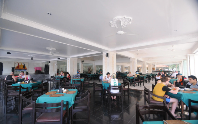 Melasti Beach Resort & Spa