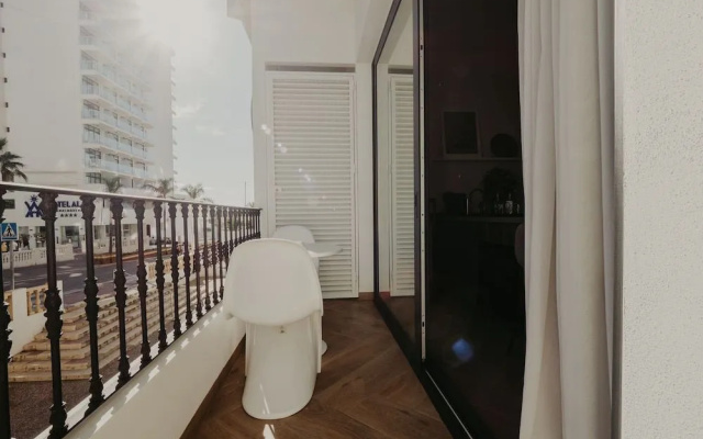 Comfy Studios Hotel