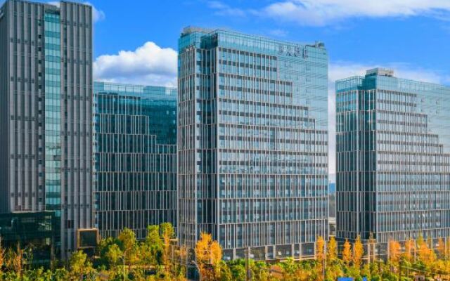 Atour Hotel (Kunming Changshui International Airport Platinum Harbor Modern Plaza)