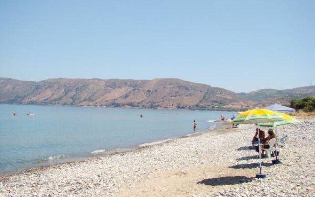 Drapania Beach