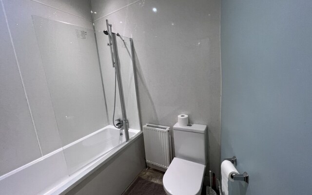 Happy Apartment