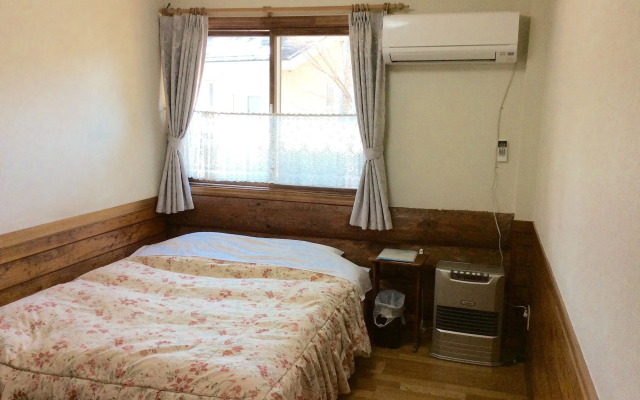 Pension and Log Cottage Hoshinoko