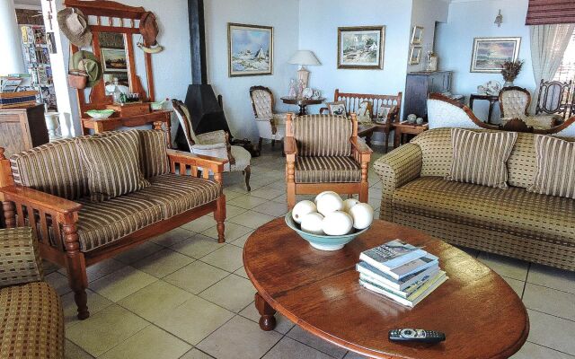 Amzee Bokmakierie Guest House