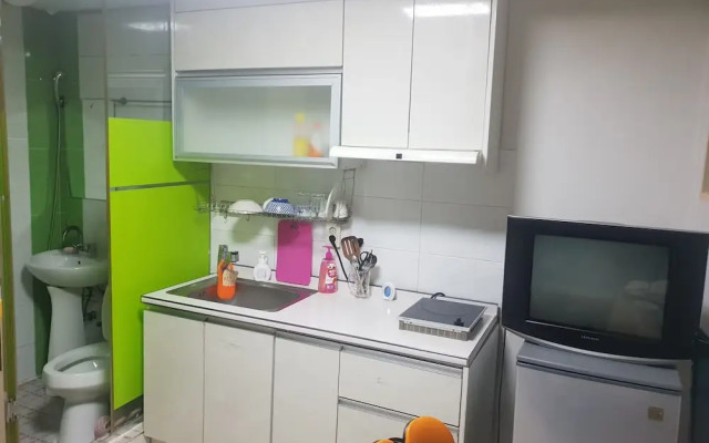 ConyHouse Apgujeong-rodeo