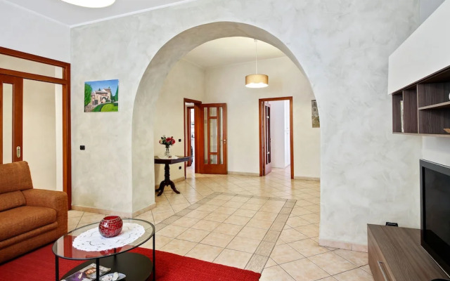 Central Balcony Apartment