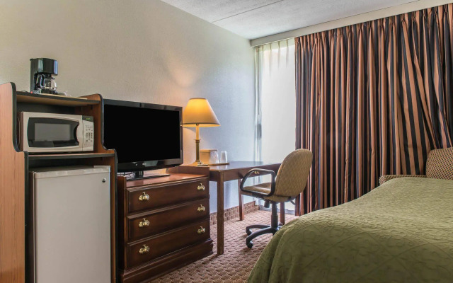 Rodeway Inn Brookville