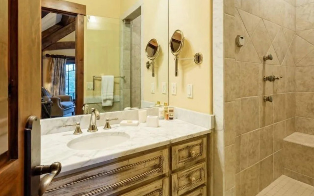 Snowmass Maple Ridge