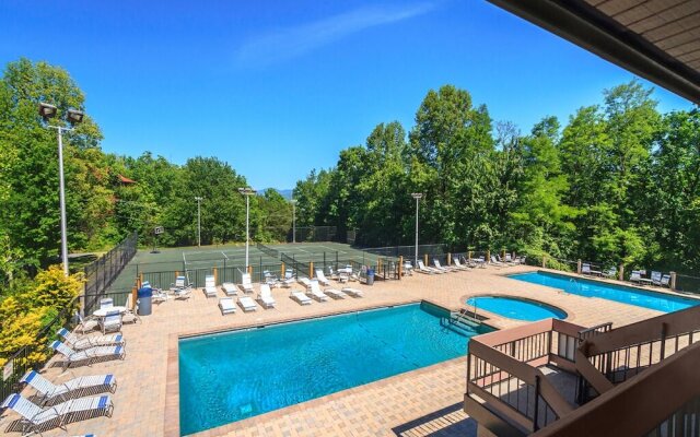 Bear Crossing Cabin by Jackson Mountain Rentals
