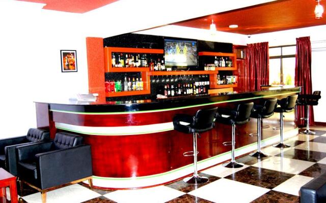 Morena Hotel