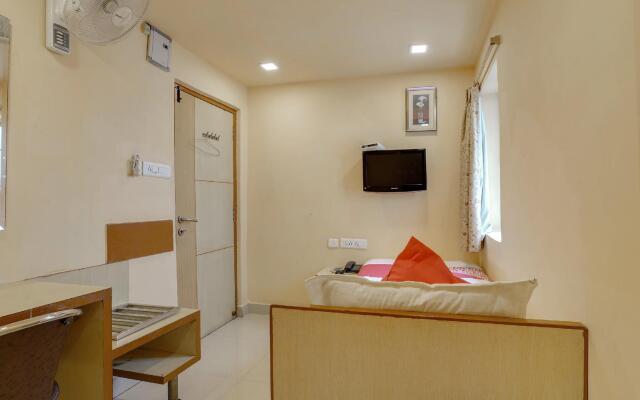 OYO 48723 Shanthaa Residency Lodge