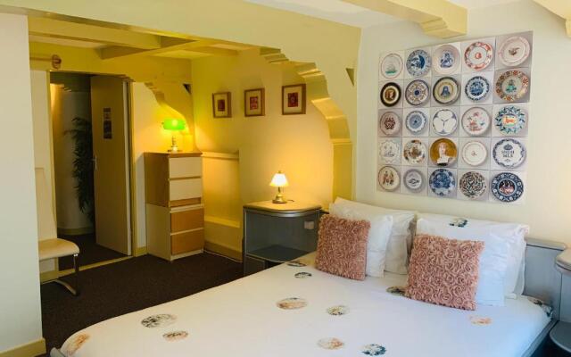 Amsterdam Central Guest House