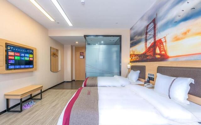 Thank Inn Plus Hotel Guiyang Baiyun District Greenland Xinduhui