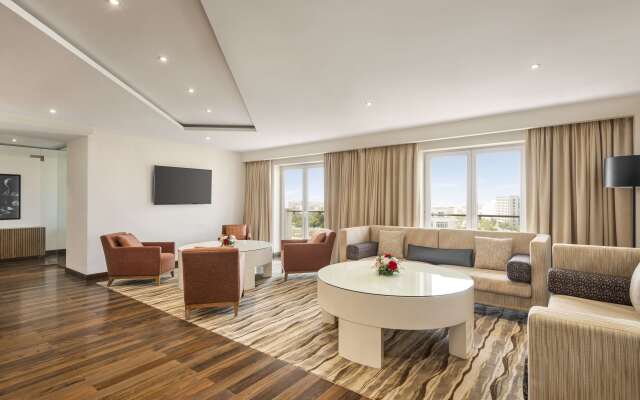 Radisson Hotel Muscat Panorama