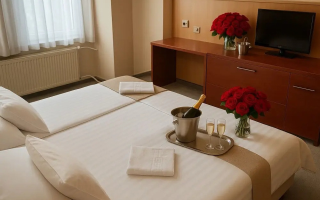 Pláza Hotel Gyula
