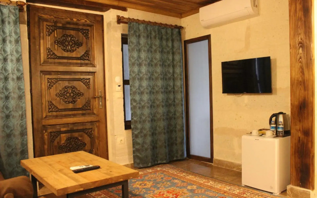 Kayra Cave Suites